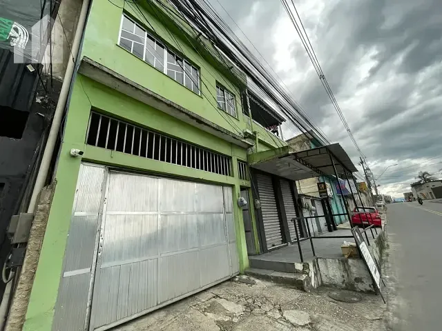 Casa com 430m² 10 quartos e 5 banheiros, à venda, no bairro Guarani em Nova Iguaçu