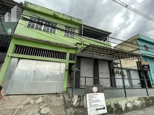 Casa com 430m² 10 quartos e 5 banheiros, à venda, no bairro Guarani em Nova Iguaçu