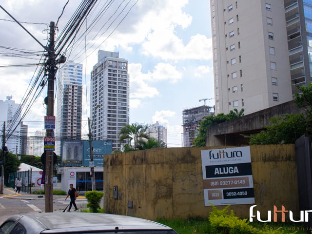 Casa com 688m², para alugar, no bairro Setor Bueno em Goiânia