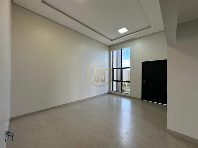 Casa com 582m² 3 quartos e 2 banheiros, à venda, no bairro Montserrat em Nova Mutum