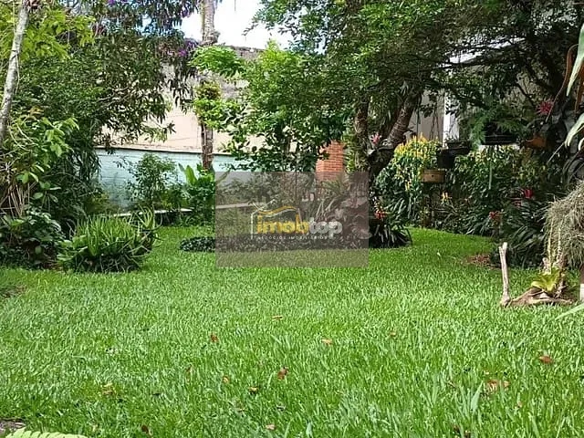 Casa com 720m² 6 quartos e 3 banheiros, à venda, no bairro Martim de Sá em Caraguatatuba