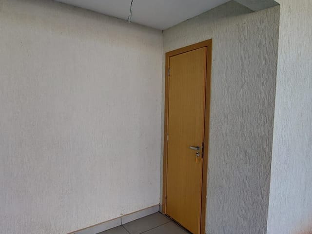 Sobrado com 300m² 3 quartos e 3 banheiros, à venda, no bairro Jardins Nápoles em Senador Canedo