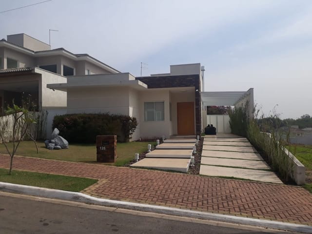 Casa com 485m² 3 quartos e 4 banheiros, à venda, no bairro Vila Nova em Louveira