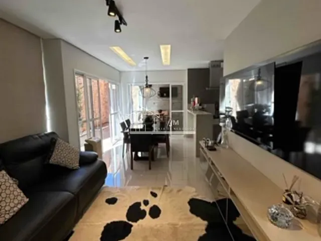 Casa 3 quartos e 4 banheiros, à venda, no bairro Granja Marileusa em Uberlândia