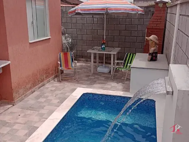 Casa 2 quartos e 2 banheiros, à venda, no bairro Cibratel II em Itanhaém