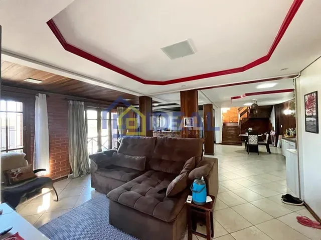 Casa com 228m² 4 quartos e 2 banheiros, à venda, no bairro Imigrantes em Concórdia