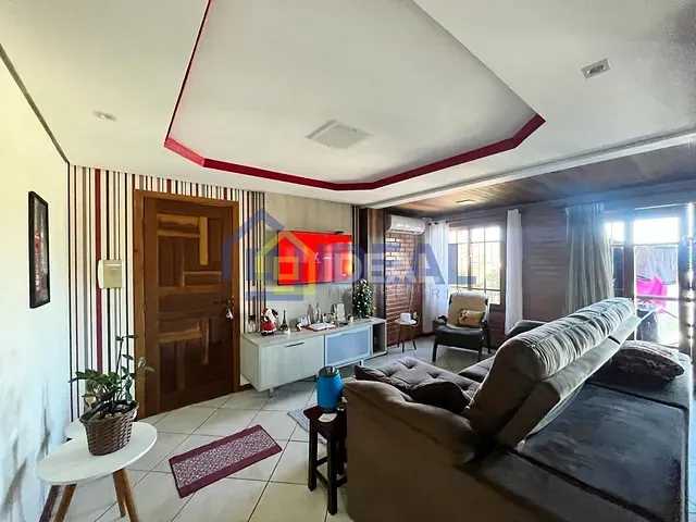 Casa com 228m² 4 quartos e 2 banheiros, à venda, no bairro Imigrantes em Concórdia