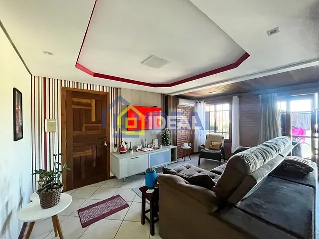 Casa com 228m² 4 quartos e 2 banheiros, à venda, no bairro Imigrantes em Concórdia