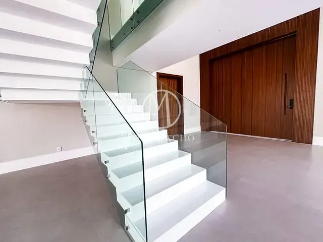 Casa 5 quartos e 8 banheiros, à venda, no bairro Barra da Tijuca em Rio de Janeiro