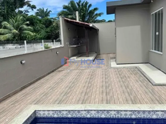 Casa 4 quartos e 5 banheiros, para alugar, no bairro Nossa Senhora da Vitória em Ilhéus