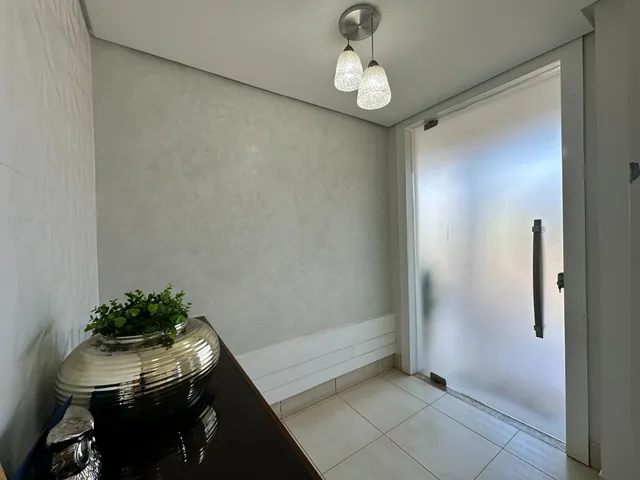 Casa 3 quartos e 5 banheiros, à venda, no bairro Cidade Vera Cruz em Aparecida de Goiânia