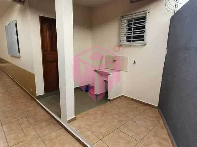 Casa 1 quarto e 1 banheiro, para alugar, no bairro Parque Terra Nova II em São Bernardo do Campo