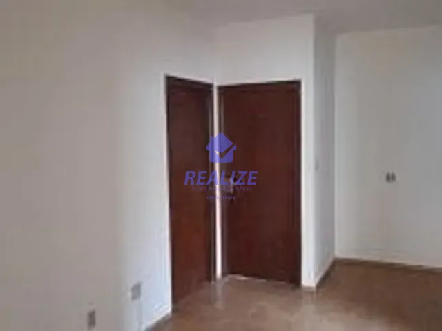 Casa com 250m² 3 quartos e 1 banheiro, à venda, no bairro Centro em Botucatu