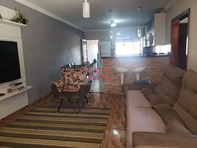 Casa com 263m² 3 quartos e 2 banheiros, à venda, no bairro Parque Camboriú em Campinas