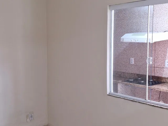 Casa 2 quartos e 1 banheiro, para alugar, no bairro Pedreira em Vassouras