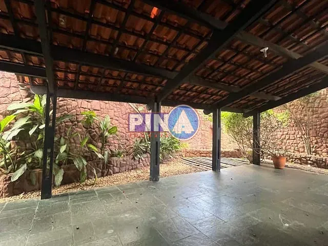 Casa 5 quartos e 4 banheiros, para alugar, no bairro Setor Marista em Goiânia