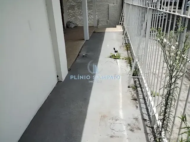 Casa com 180m² 3 quartos e 3 banheiros, para alugar, no bairro Centro de Vila Velha em Vila Velha