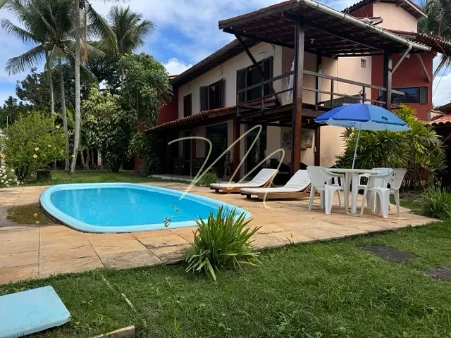 Casa com 700m² 5 quartos e 8 banheiros, à venda, no bairro Jardim Atlântico em Ilhéus