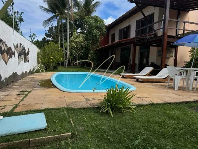 Casa com 700m² 5 quartos e 8 banheiros, à venda, no bairro Jardim Atlântico em Ilhéus