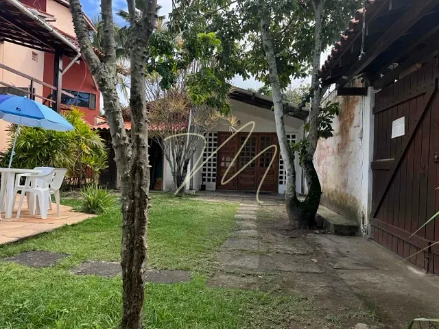 Casa com 700m² 5 quartos e 8 banheiros, à venda, no bairro Jardim Atlântico em Ilhéus