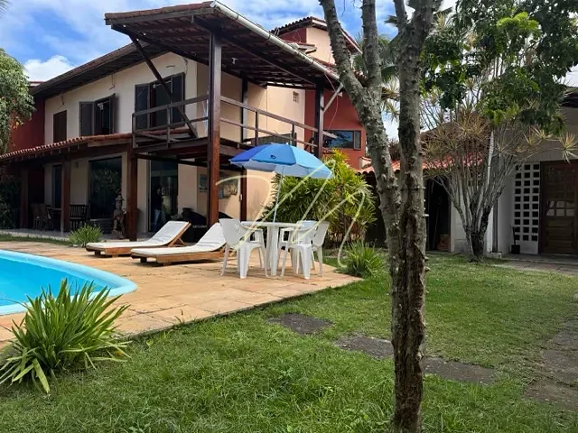 Casa com 700m² 5 quartos e 8 banheiros, à venda, no bairro Jardim Atlântico em Ilhéus