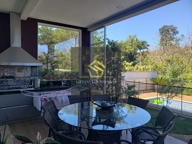 Casa com 349m² 4 quartos e 5 banheiros, à venda, no bairro Loteamento Recanto dos Paturis em Vinhedo