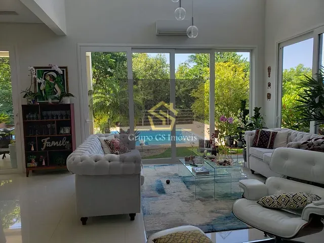 Casa com 349m² 4 quartos e 5 banheiros, à venda, no bairro Loteamento Recanto dos Paturis em Vinhedo