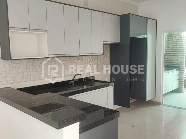 Casa 3 quartos e 2 banheiros, à venda, no bairro Horto Florestal em Sorocaba
