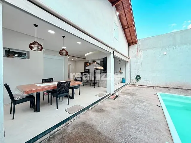 Casa com 250m² 2 quartos e 2 banheiros, à venda, no bairro Loteamento Boa Vista II em Itapira