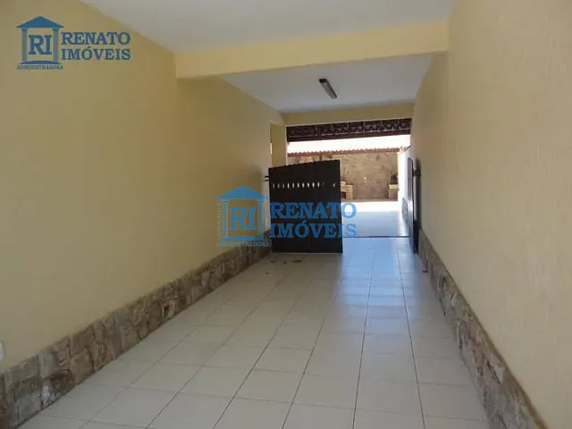 Casa 5 quartos e 2 banheiros, à venda, no bairro Centro em Maricá