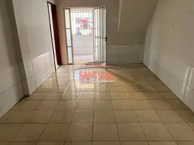 Casa 3 quartos e 1 banheiro, para alugar, no bairro Ferreira em Santo Antônio de Pádua