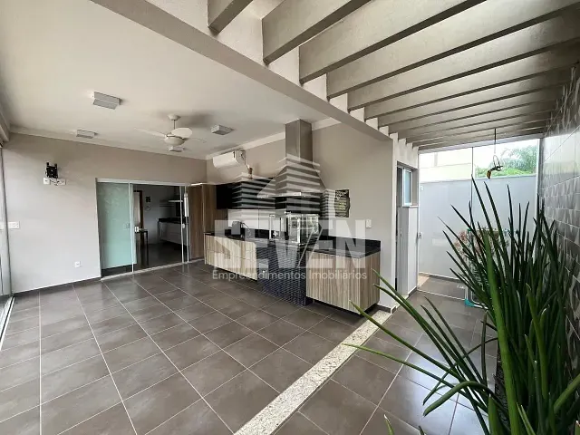 Casa com 360m² 3 quartos e 4 banheiros, à venda, no bairro Residencial Villaggio III em Bauru