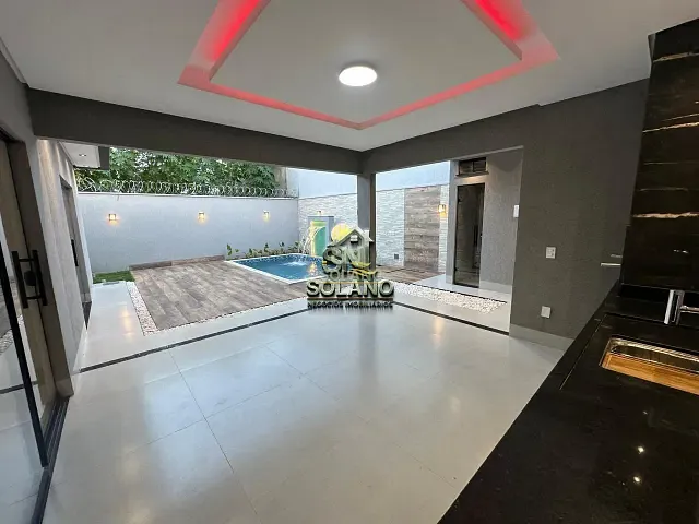 Casa com 360m², à venda, no bairro Residencial Itália em Goiânia
