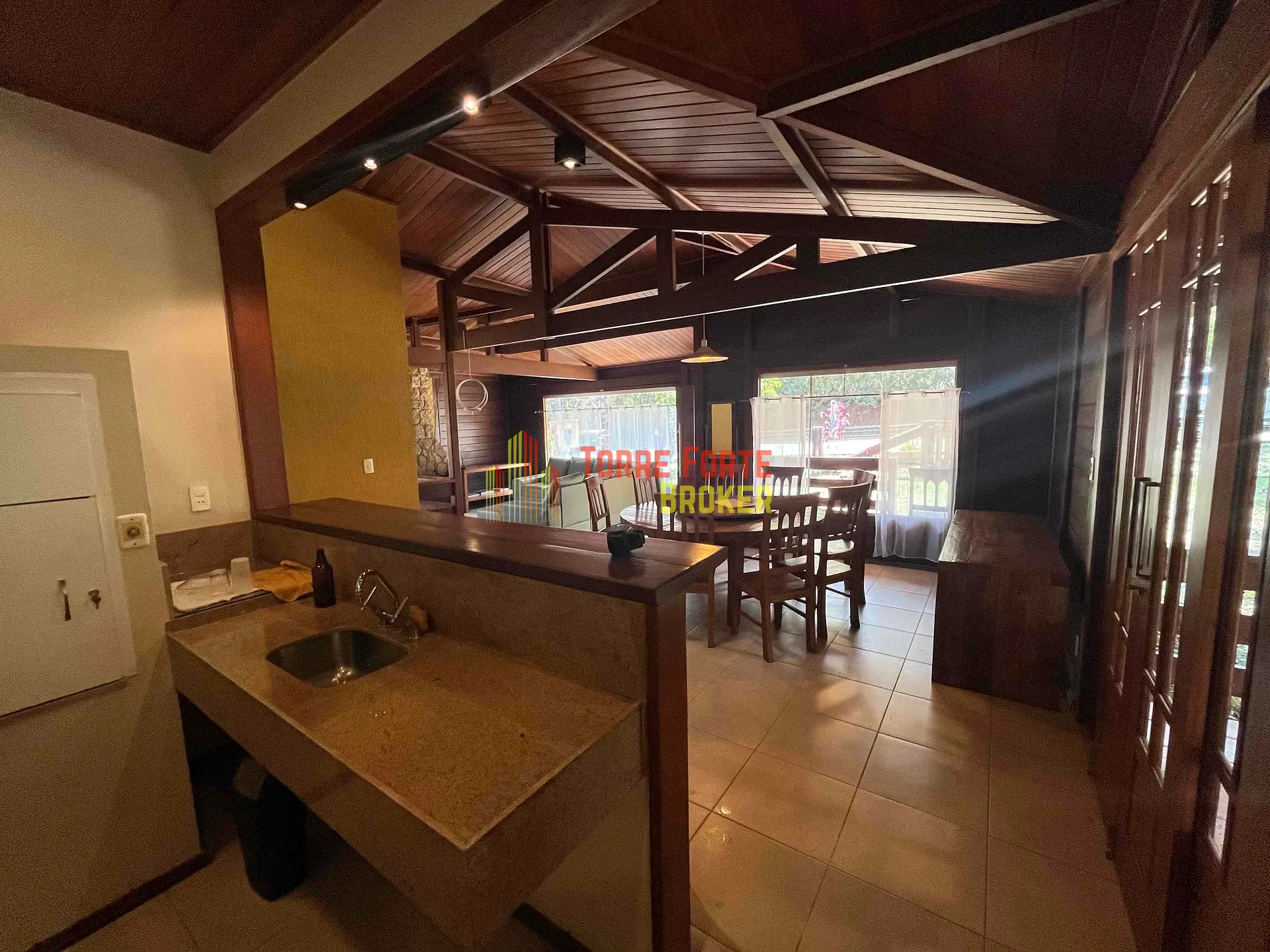 Casa, 5 quartos, 250 m² - Foto 10