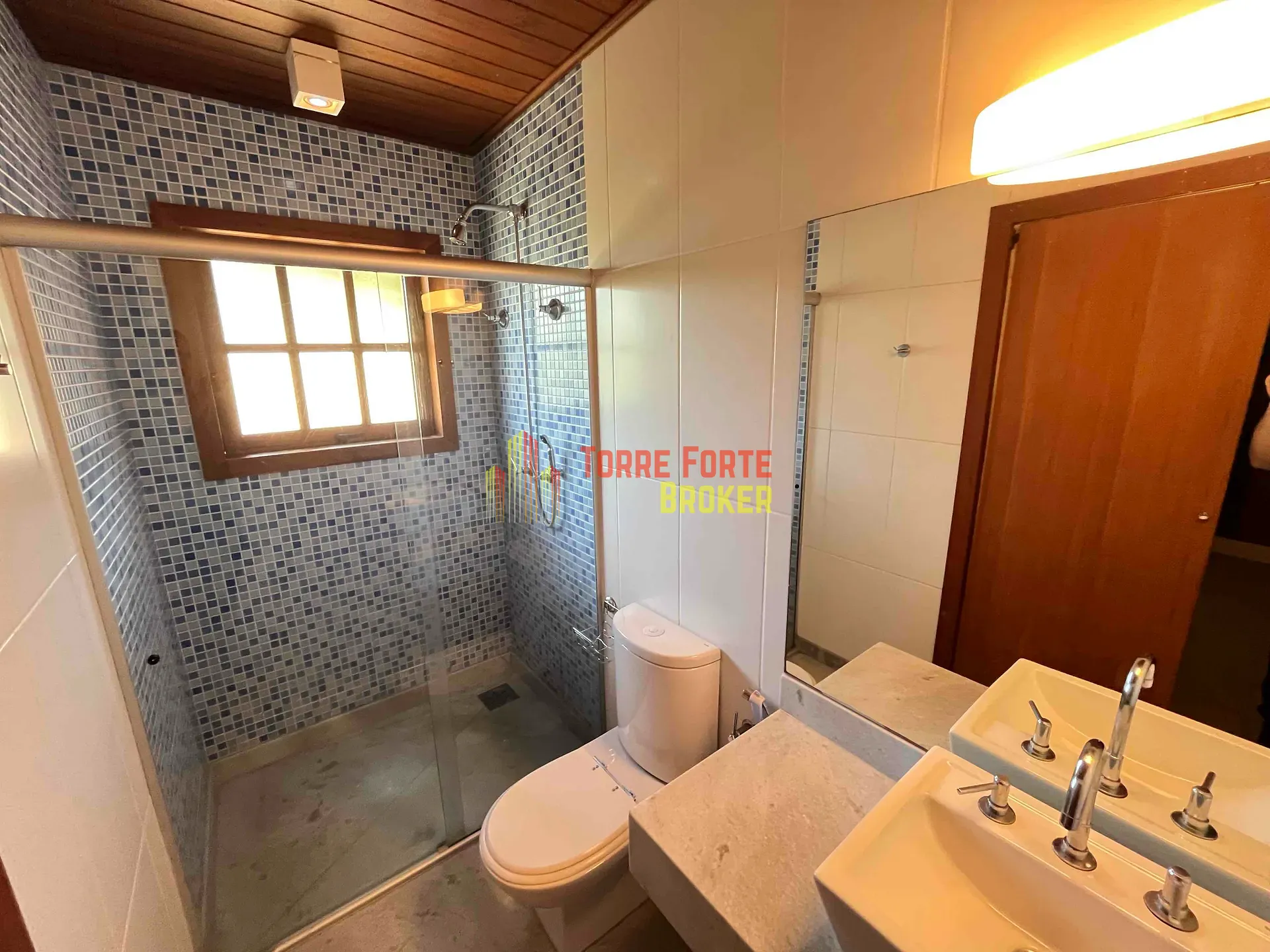 Casa, 5 quartos, 250 m² - Foto 19