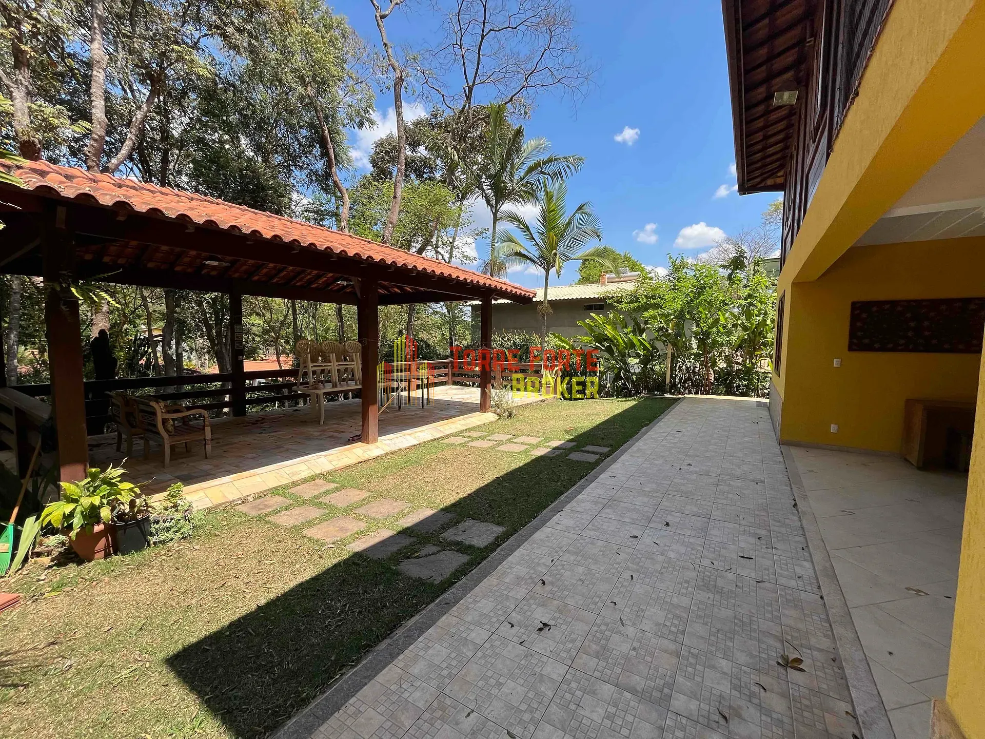 Casa, 5 quartos, 250 m² - Foto 38