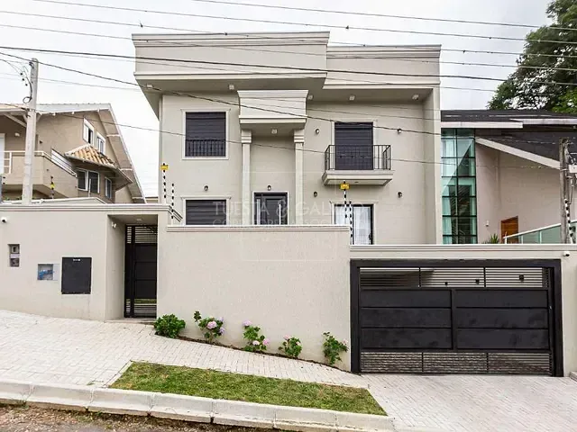 Casa com 266m² 4 quartos e 5 banheiros, à venda, no bairro Campo Comprido em Curitiba