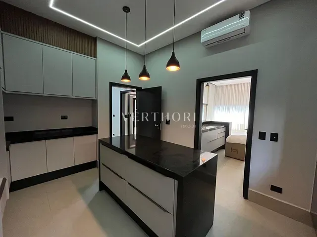 Casa com 365m² 54 quartos e 7 banheiros, à venda, no bairro Vivendas do Arvoredo em Londrina