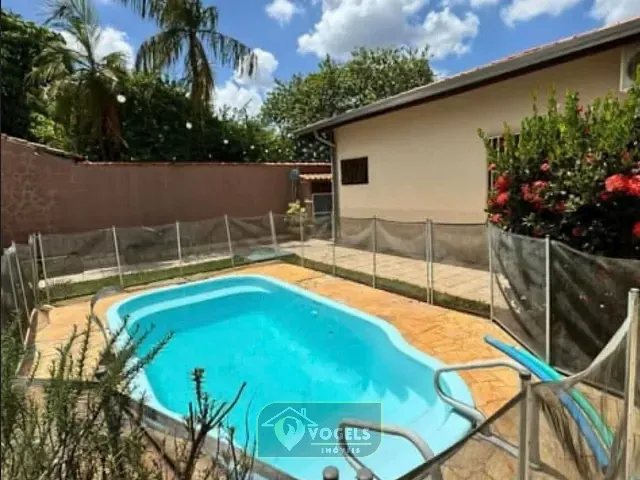 Casa 2 quartos e 3 banheiros, à venda, no bairro Villa de Holanda em Holambra