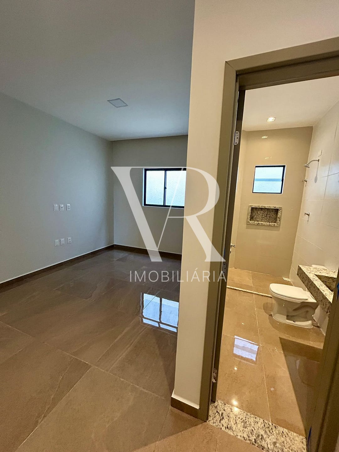 Casa à venda com 3 quartos, 106m² - Foto 7