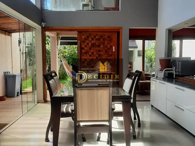 Casa 4 quartos e 5 banheiros, à venda ou para alugar, no bairro Vila Invernada em São Paulo