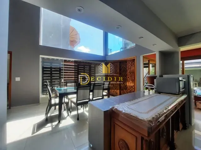Casa 4 quartos e 5 banheiros, à venda ou para alugar, no bairro Vila Invernada em São Paulo
