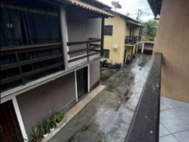 Casa 2 quartos e 2 banheiros, à venda, no bairro Village Sol e Mar em Rio das Ostras