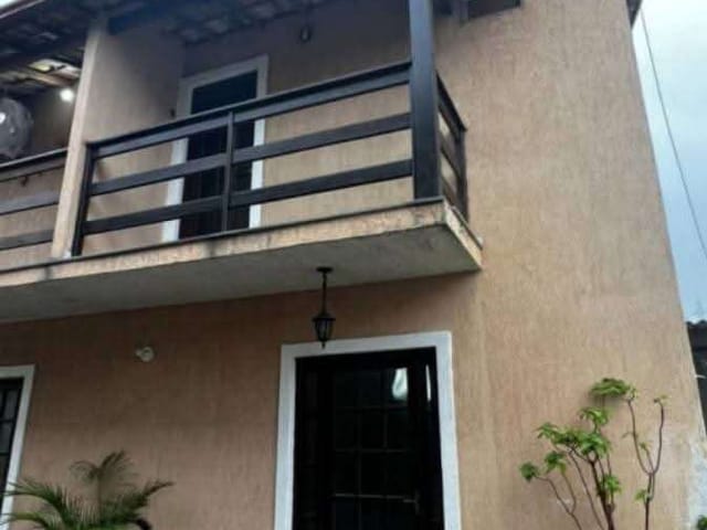 Casa 2 quartos e 2 banheiros, à venda, no bairro Village Sol e Mar em Rio das Ostras