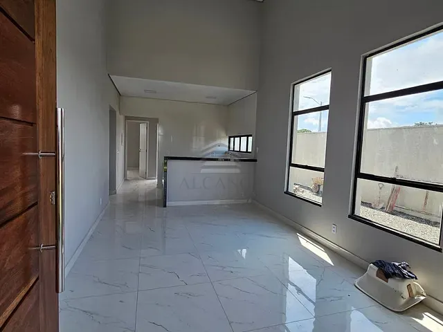 Casa com 259m² 3 quartos e 3 banheiros, à venda, no bairro Verde Lar em Teresina
