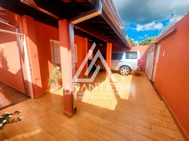 Casa 2 quartos e 2 banheiros, à venda, no bairro Centro em Barretos