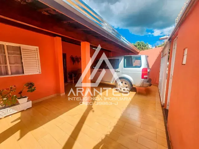 Casa 2 quartos e 2 banheiros, à venda, no bairro Centro em Barretos