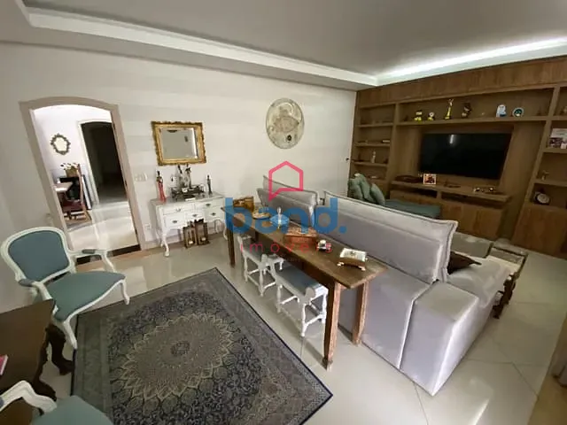 Casa com 372m² 3 quartos e 5 banheiros, à venda, no bairro Rafael Alcalá em Porto Feliz