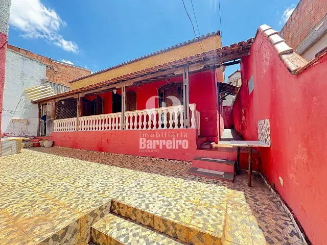 Casa 3 quartos e 2 banheiros, à venda, no bairro Bonsucesso (Barreiro) em Belo Horizonte