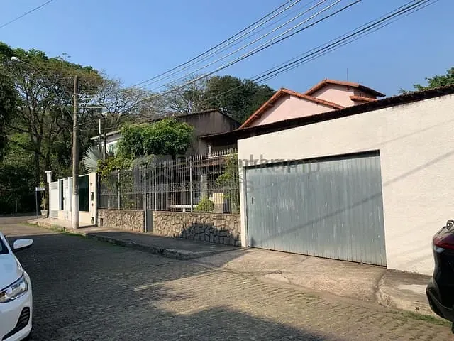 Casa 8 quartos e 7 banheiros, à venda, no bairro Sam Remo em Volta Redonda